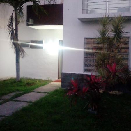 Villas Del Arte Cancún Exteriör bild